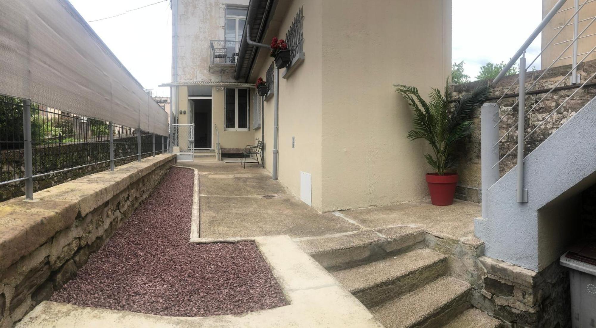 Meubles Deco Fab - Plancha Apartamento Luxeuil-les-Bains Exterior foto
